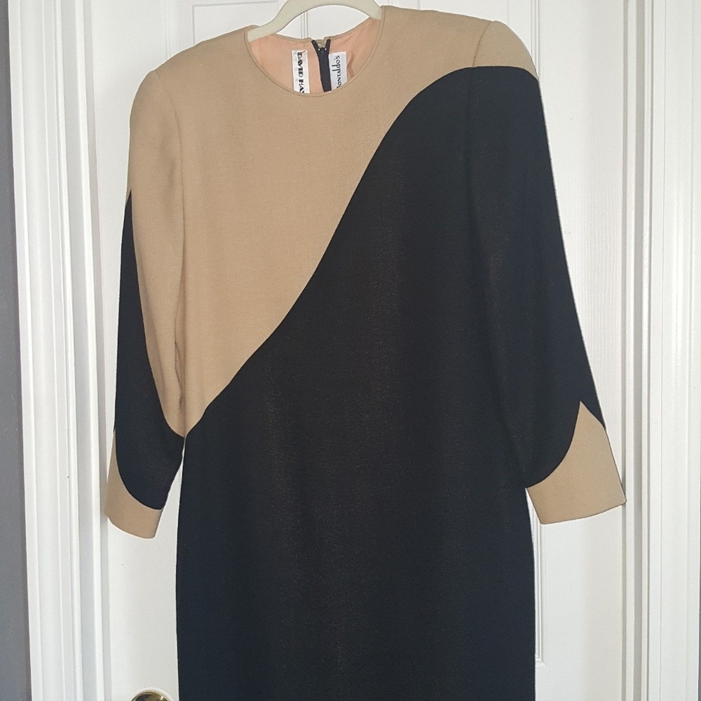 Montaldo's David Hayes Vintage Black Tan Wool 10